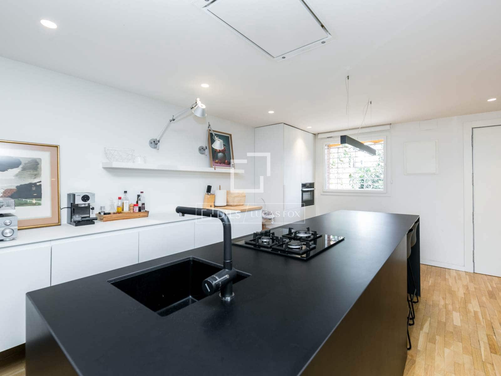 4 bedroom Villa for sale in Sant Cugat del Valles with pool garage - € 1,280,000 (Ref: 9654447)