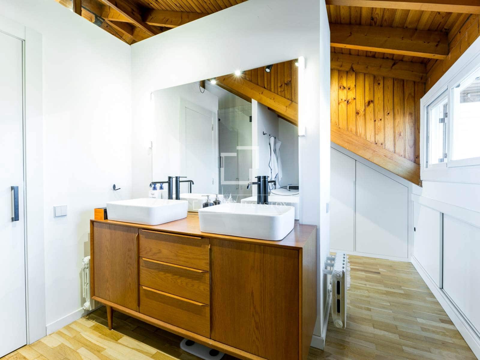 4 bedroom Villa for sale in Sant Cugat del Valles with pool garage - € 1,280,000 (Ref: 9654447)