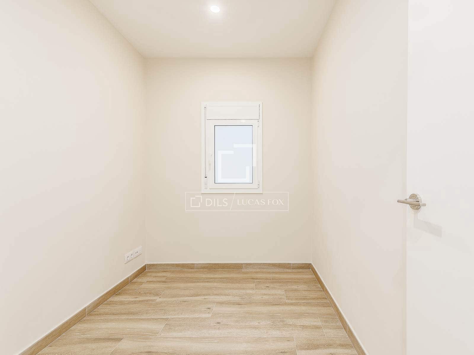 4 slaapkamer Appartement te koop in Barcelona stad - € 450.000 (Ref: 9656653)