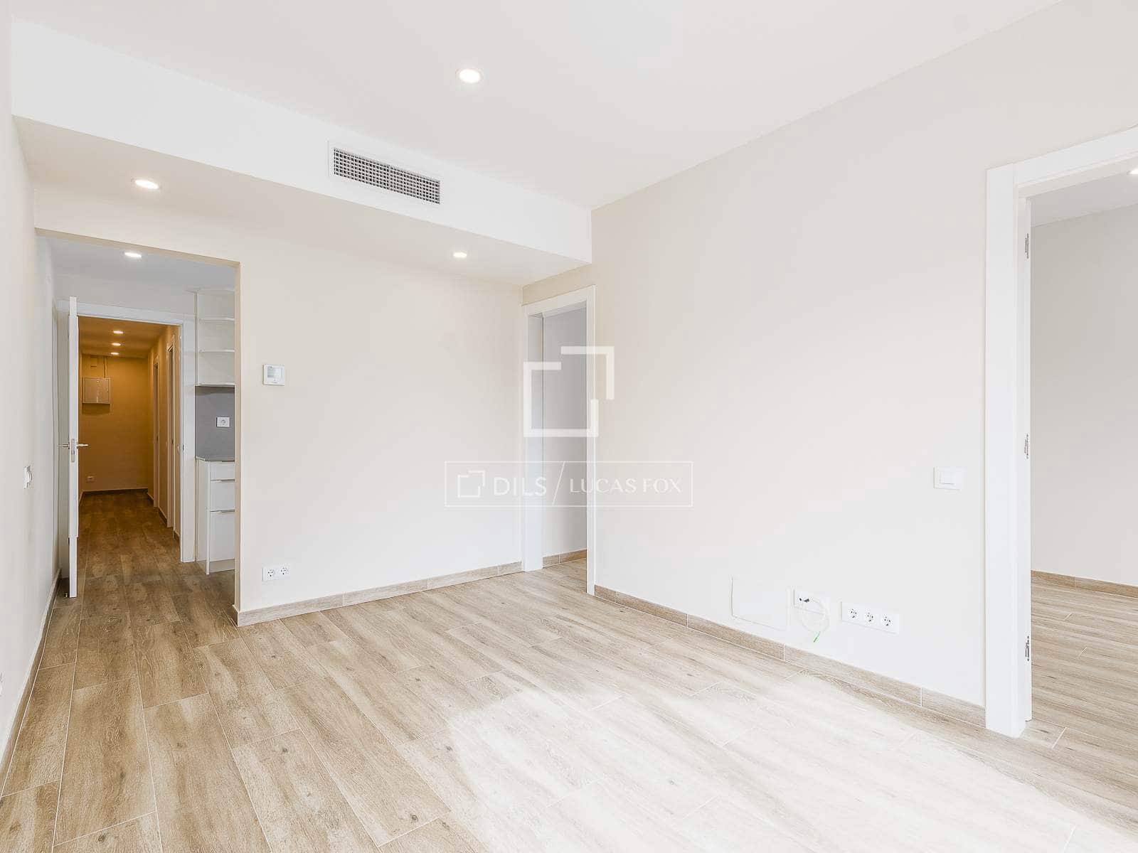 4 slaapkamer Appartement te koop in Barcelona stad - € 450.000 (Ref: 9656653)
