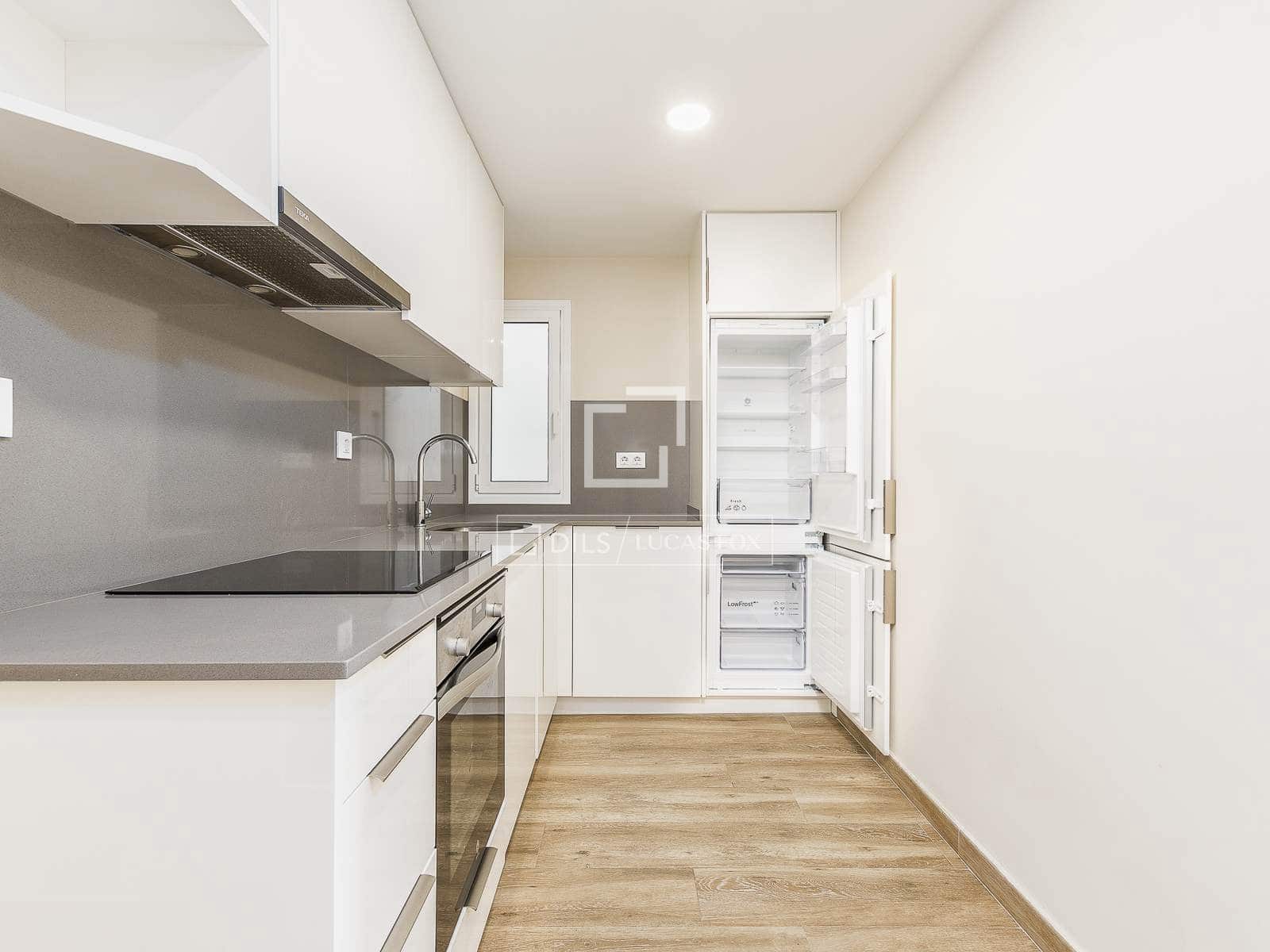 4 slaapkamer Appartement te koop in Barcelona stad - € 450.000 (Ref: 9656653)