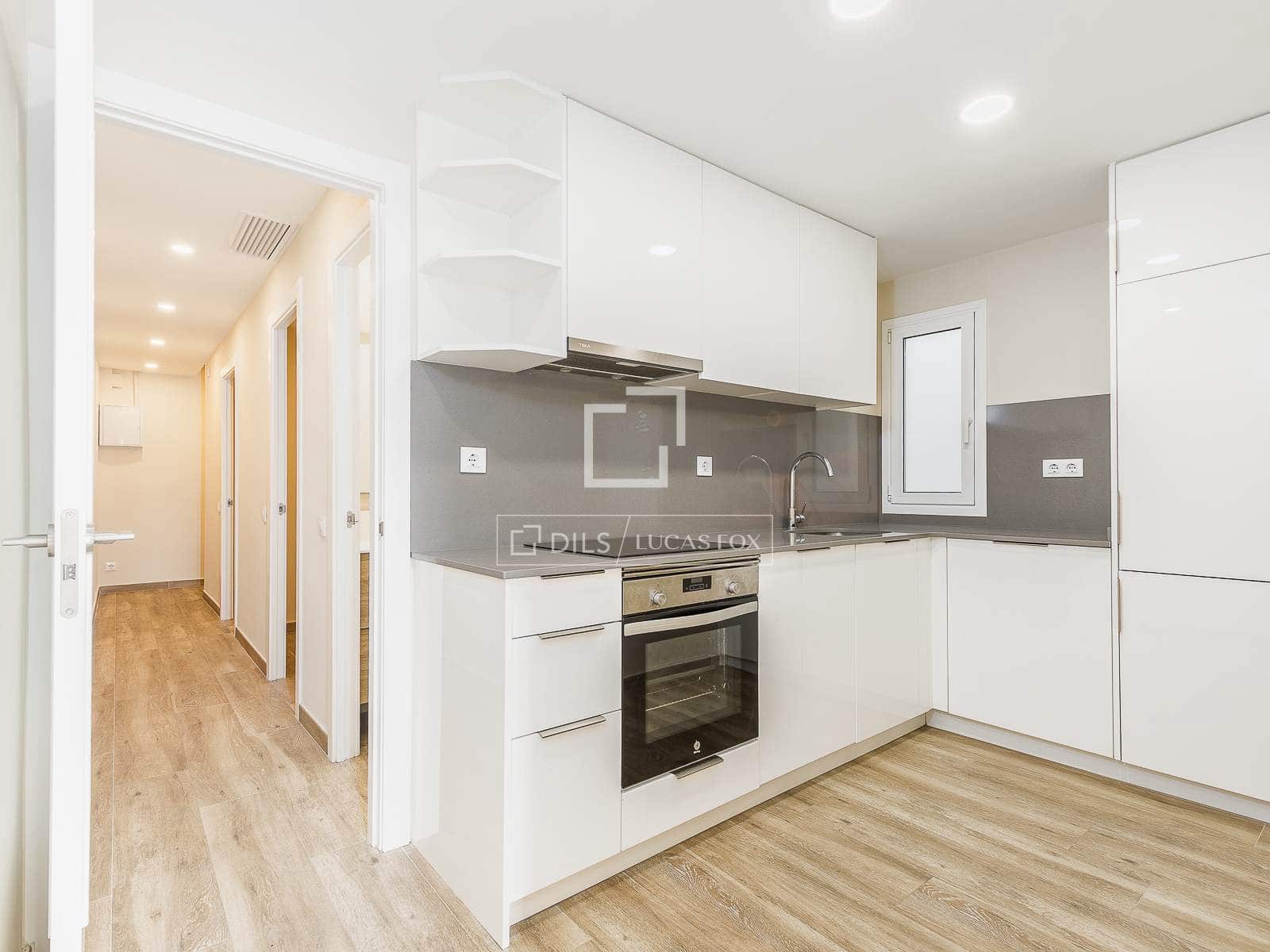 4 slaapkamer Appartement te koop in Barcelona stad - € 450.000 (Ref: 9656653)