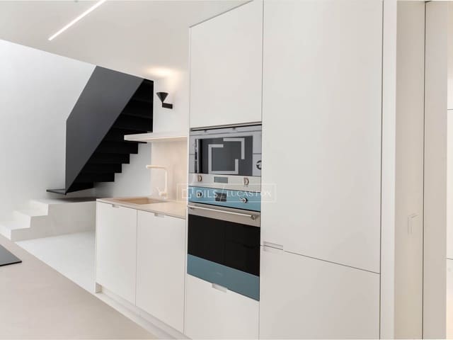 3 camera da letto Attico in vendita in Girona città con garage - 1.560.000 € (Rif: 9656655)