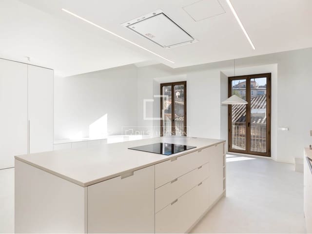 3 camera da letto Attico in vendita in Girona città con garage - 1.560.000 € (Rif: 9656655)