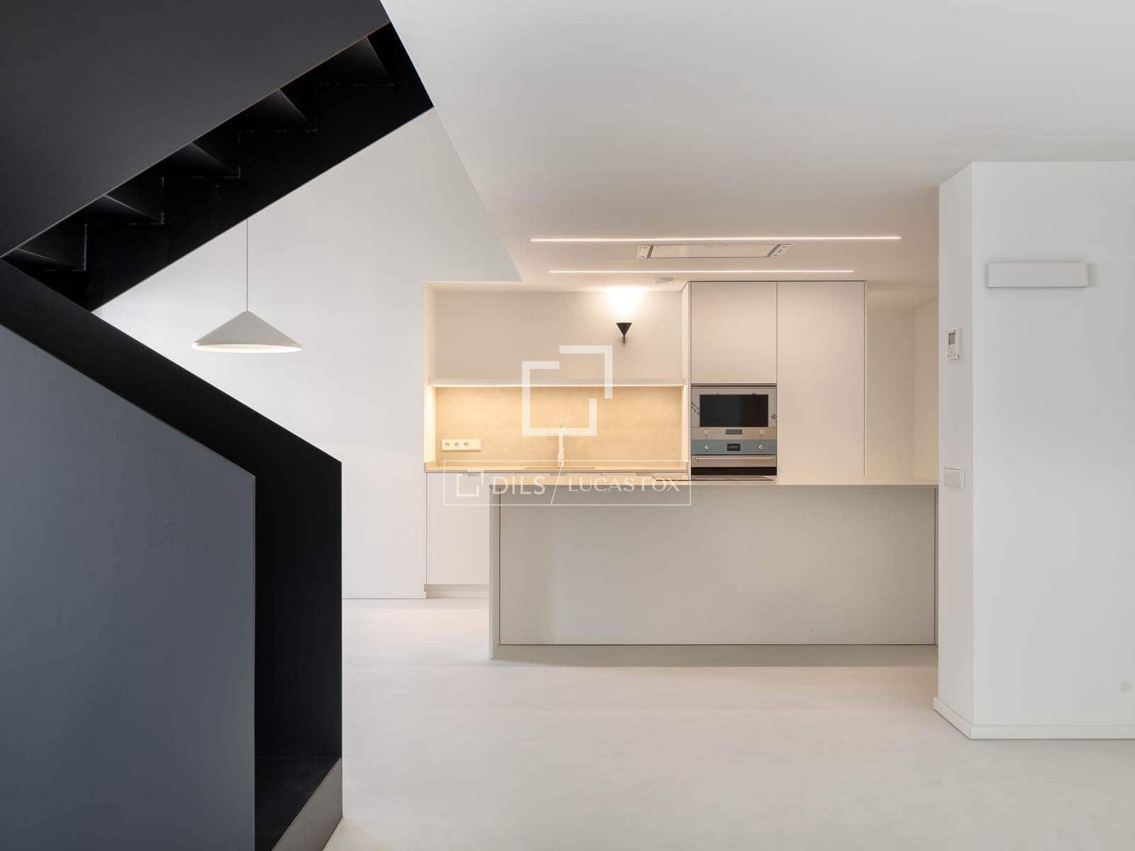 2 slaapkamer Penthouse te koop in Gerona stad met garage - € 1.030.000 (Ref: 9656656)