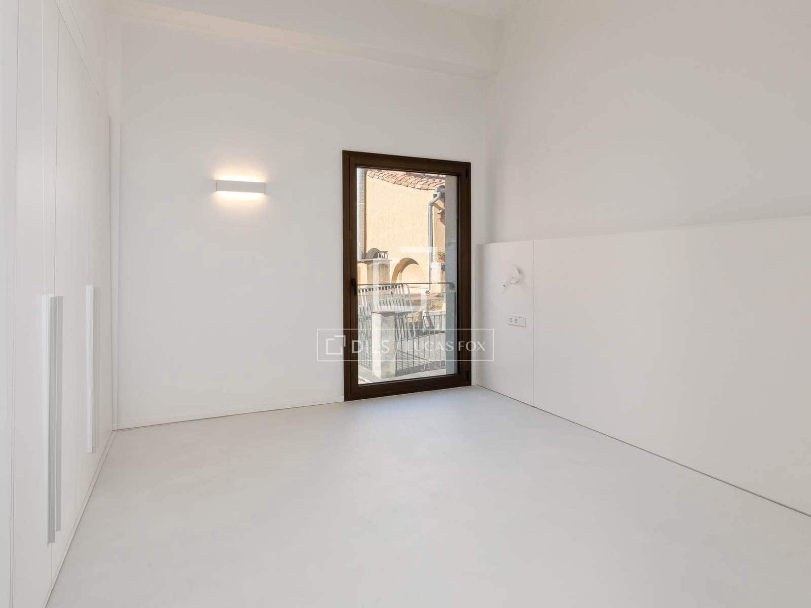 2 slaapkamer Penthouse te koop in Gerona stad met garage - € 1.030.000 (Ref: 9656656)