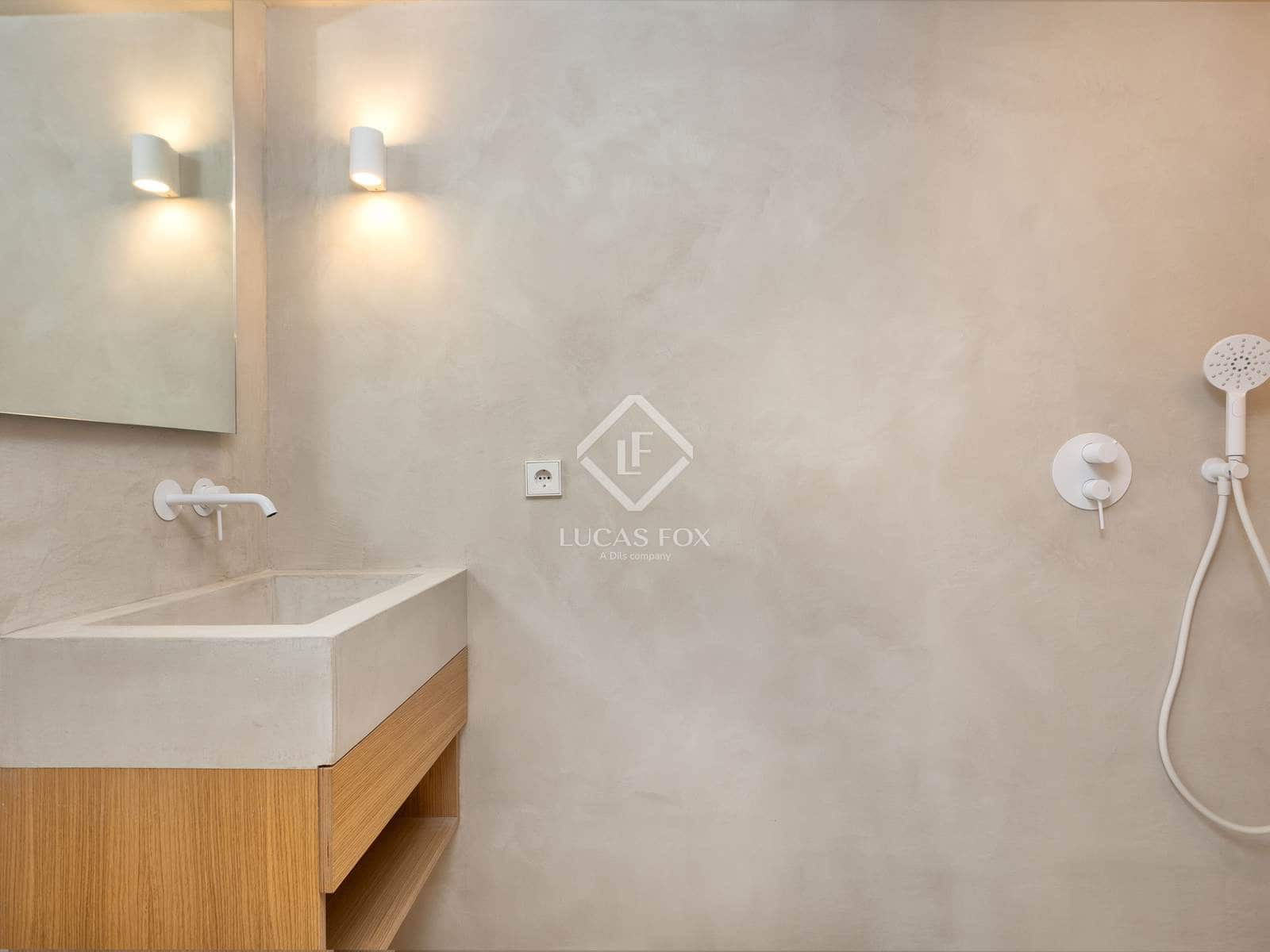 2 slaapkamer Penthouse te koop in Gerona stad met garage - € 1.030.000 (Ref: 9656656)