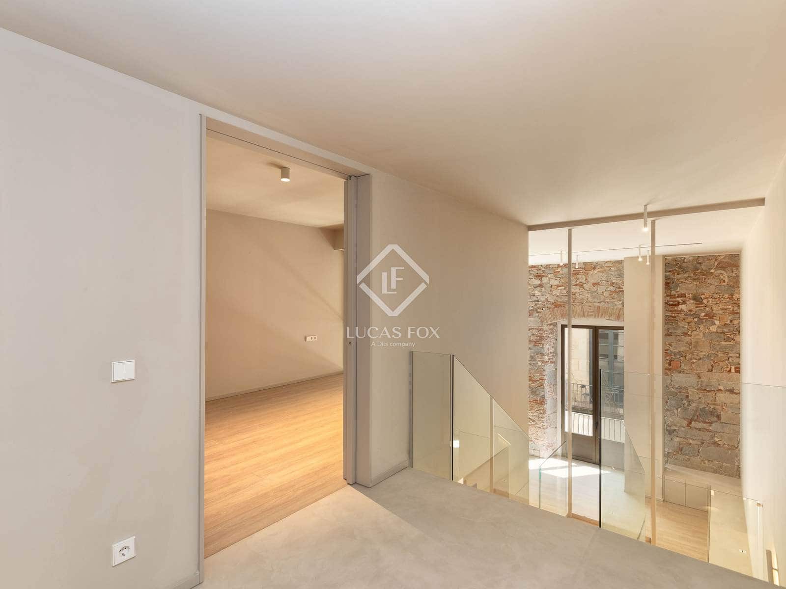 2 slaapkamer Penthouse te koop in Gerona stad met garage - € 1.030.000 (Ref: 9656656)