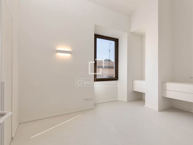 2 sypialnia Penthouse na sprzedaż w Miasto Girona z garażem - 625 000 € (Ref: 9656657)