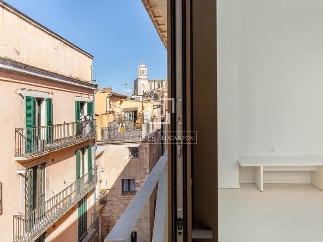 2 sypialnia Penthouse na sprzedaż w Miasto Girona z garażem - 625 000 € (Ref: 9656657)