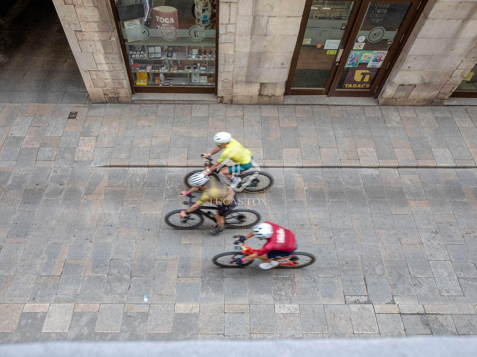 2 sypialnia Penthouse na sprzedaż w Miasto Girona z garażem - 625 000 € (Ref: 9656657)