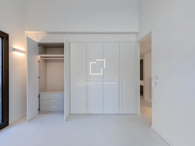 2 Zimmer Penthouse zu verkaufen in Girona Stadt mit Garage - 1.090.000 € (Ref: 9656658)