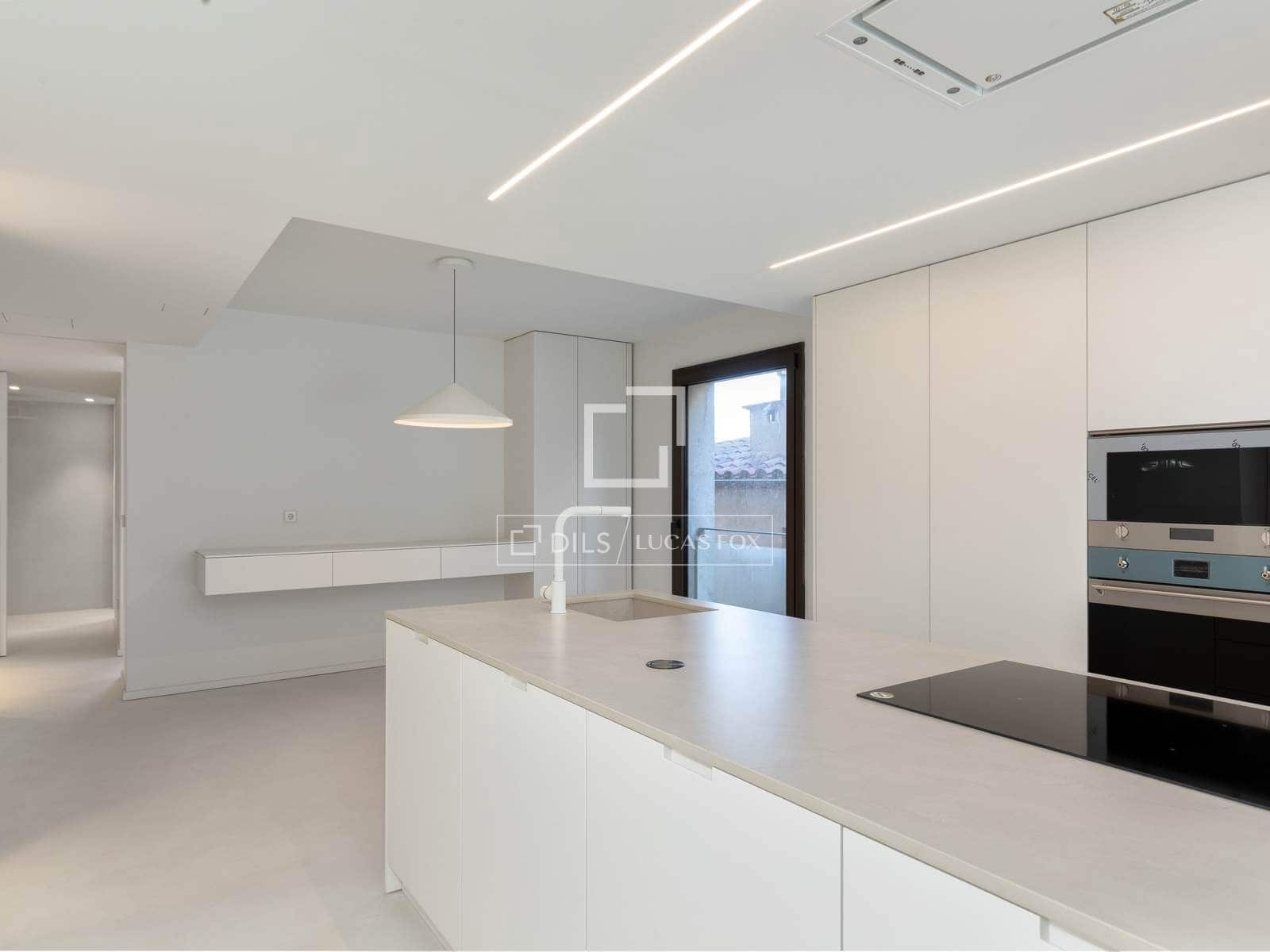 2 slaapkamer Penthouse te koop in Gerona stad met garage - € 1.090.000 (Ref: 9656658)