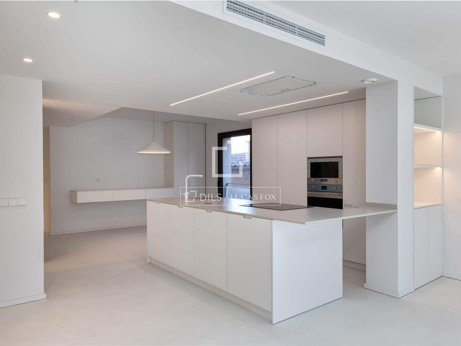 2 slaapkamer Penthouse te koop in Gerona stad met garage - € 1.090.000 (Ref: 9656658)