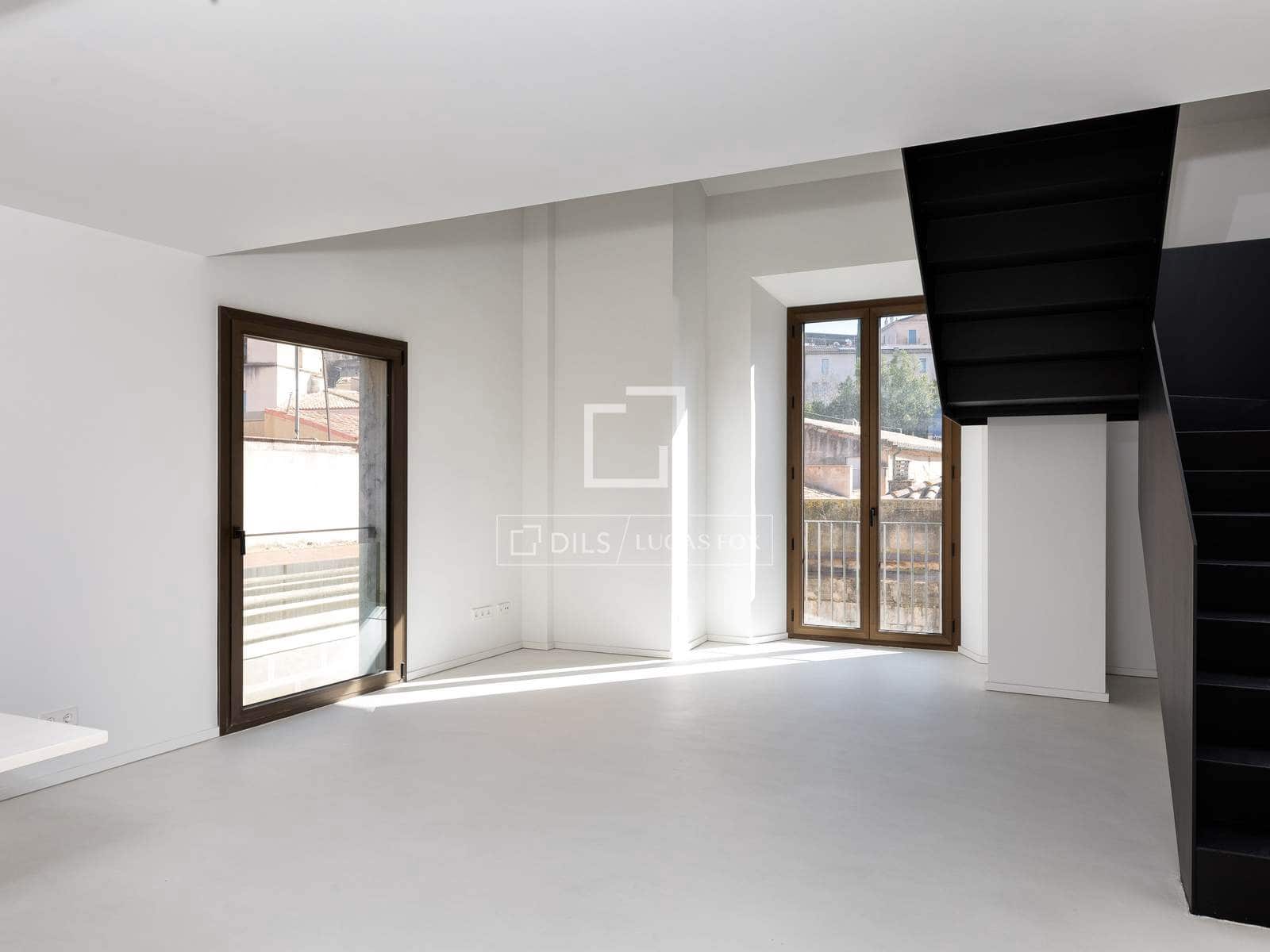 2 slaapkamer Penthouse te koop in Gerona stad met garage - € 1.090.000 (Ref: 9656658)