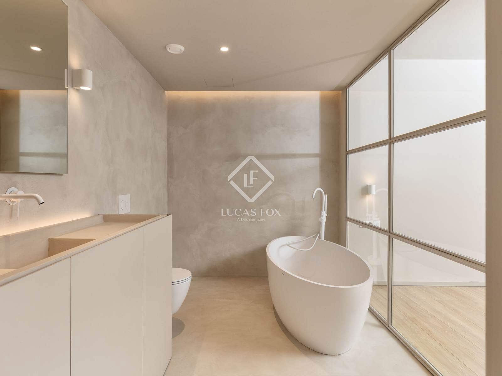 2 slaapkamer Penthouse te koop in Gerona stad met garage - € 1.090.000 (Ref: 9656658)