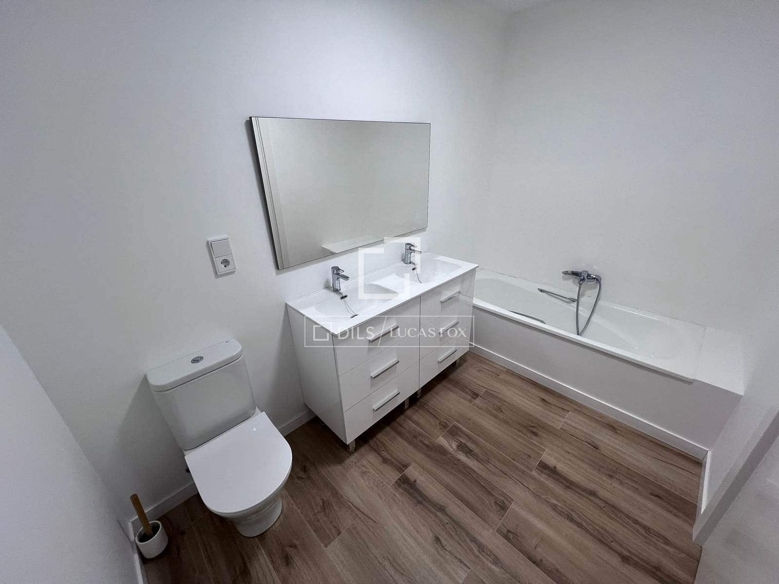 4 slaapkamer Villa te koop in San Antonio de Benageber met zwembad - € 920.000 (Ref: 9656659)