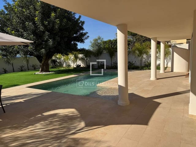 4 slaapkamer Villa te koop in San Antonio de Benagéber met zwembad - € 920.000 (Ref: 9656659)