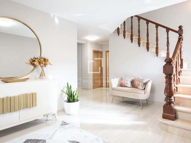 4 camera da letto Villa in vendita in Barro con garage - 520.000 € (Rif: 9656660)