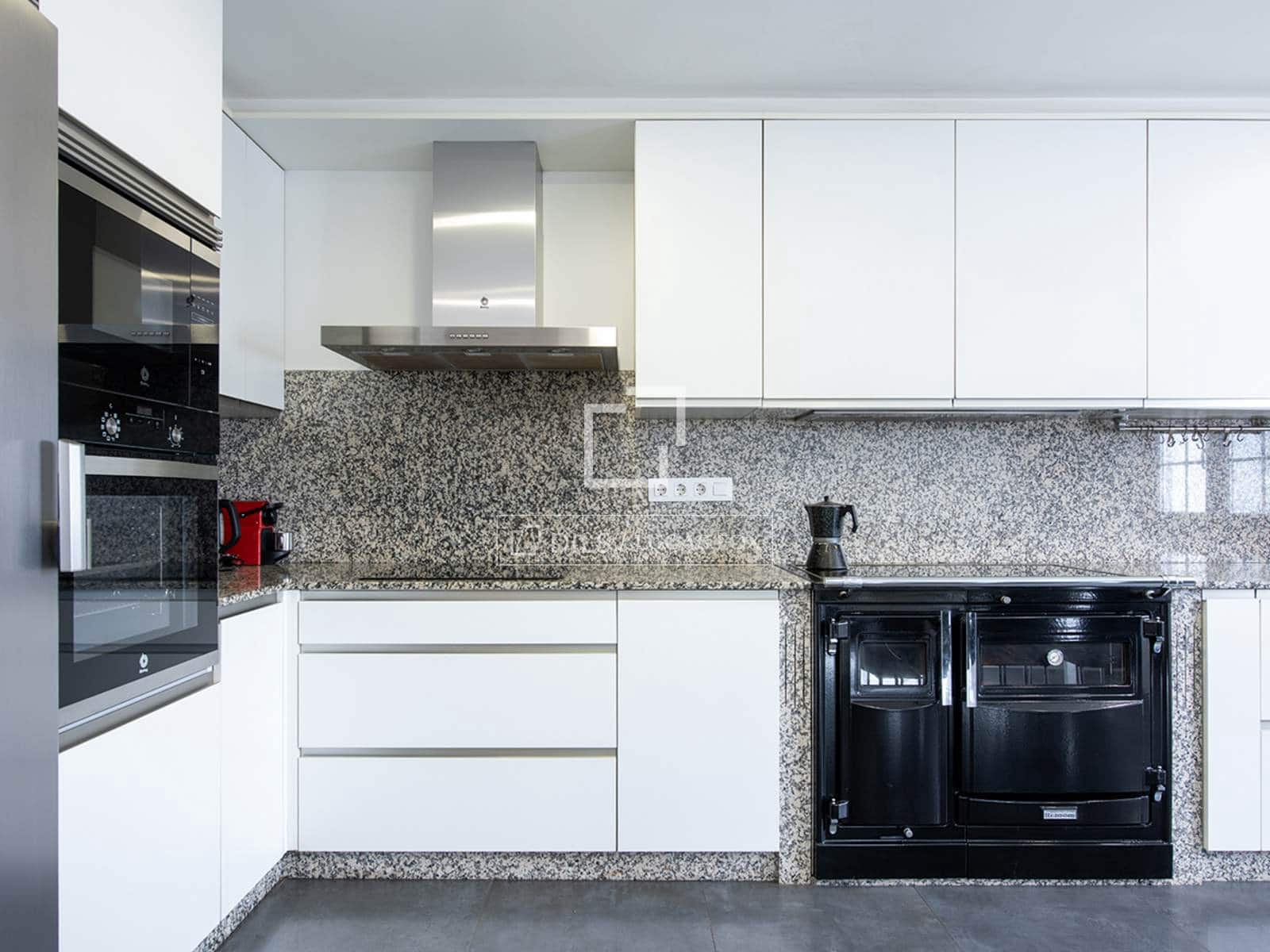 4 camera da letto Villa in vendita in Barro con garage - 520.000 € (Rif: 9656660)