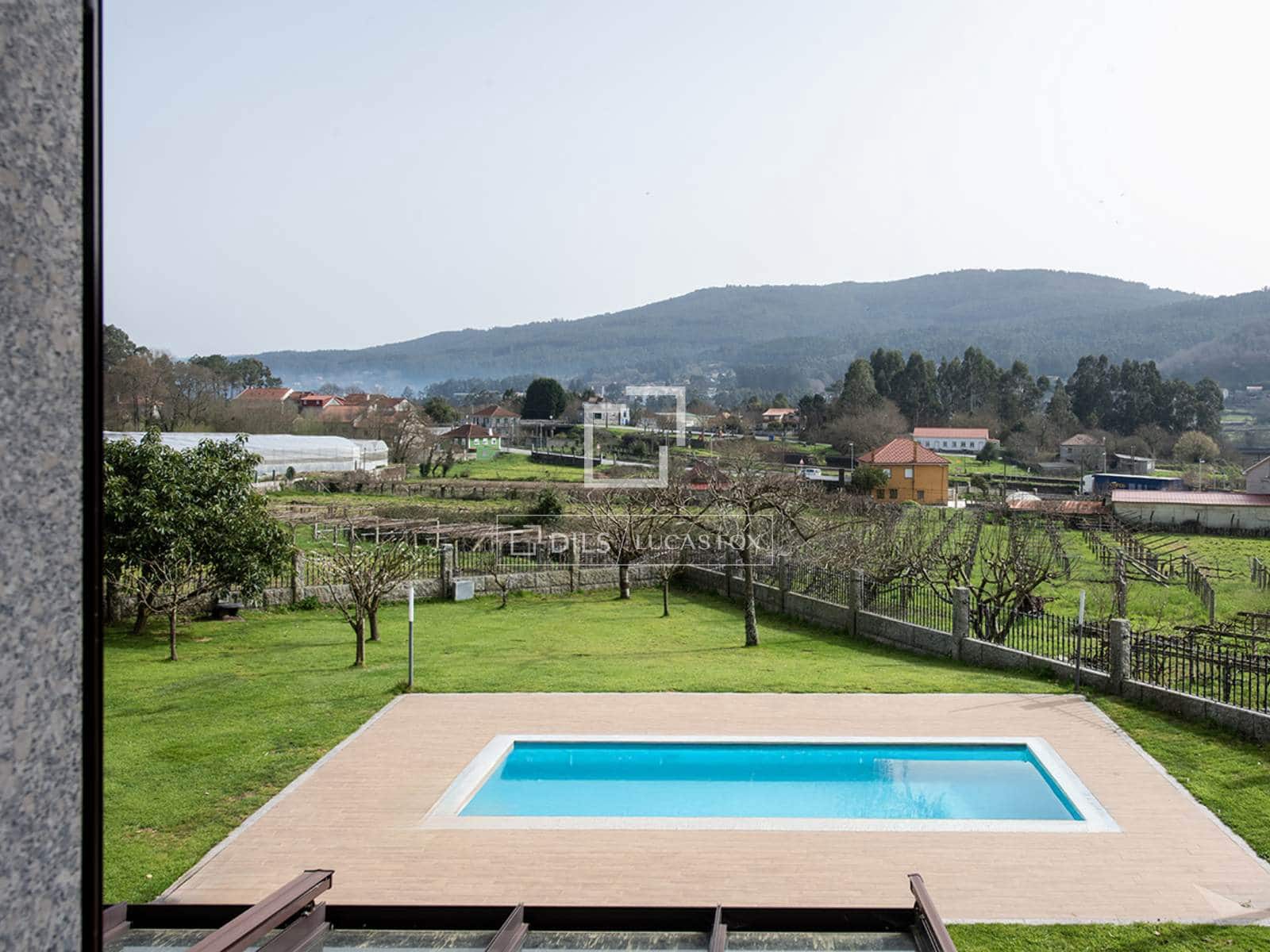 4 camera da letto Villa in vendita in Barro con garage - 520.000 € (Rif: 9656660)