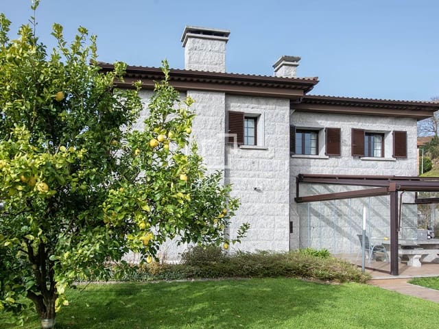 4 camera da letto Villa in vendita in Barro con garage - 520.000 € (Rif: 9656660)