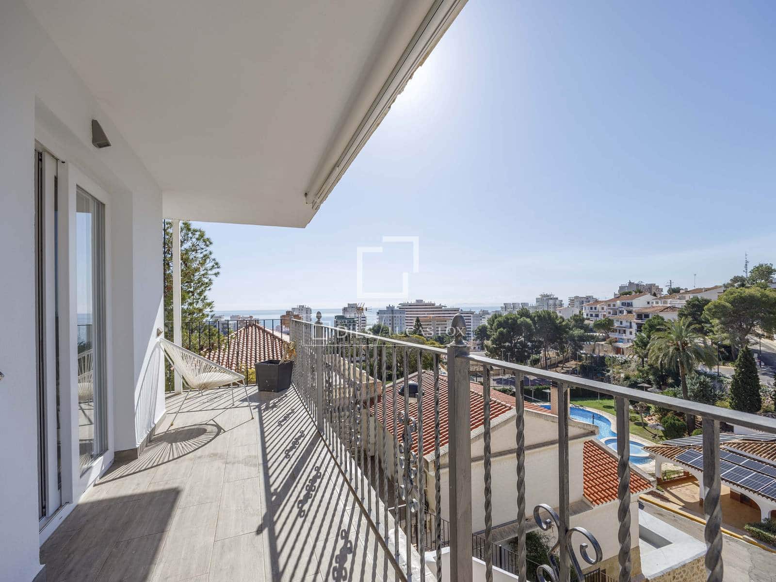 4 bedroom Villa for rent in Cullera with pool garage - € 2,500 (Ref: 9656863)