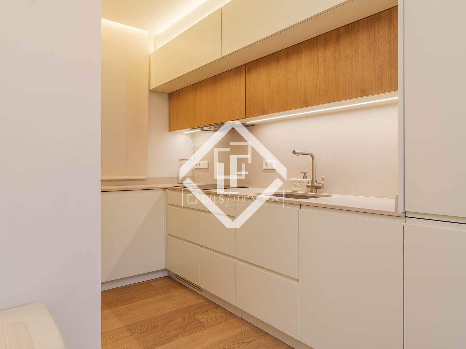 3 makuuhuone Huoneisto myytävänä paikassa Barcelona kaupunki mukana 
autotalli - 1 690 000 € (Ref: 9657879)