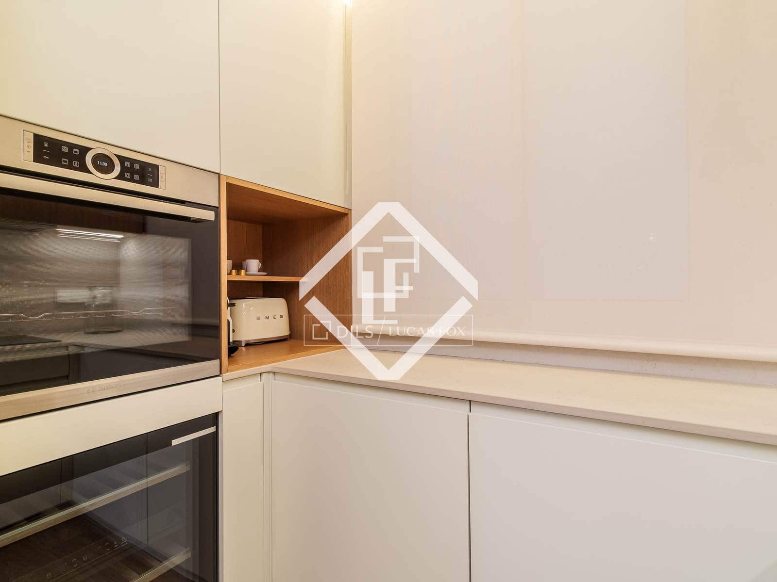 3 makuuhuone Huoneisto myytävänä paikassa Barcelona kaupunki mukana 
autotalli - 1 690 000 € (Ref: 9657879)