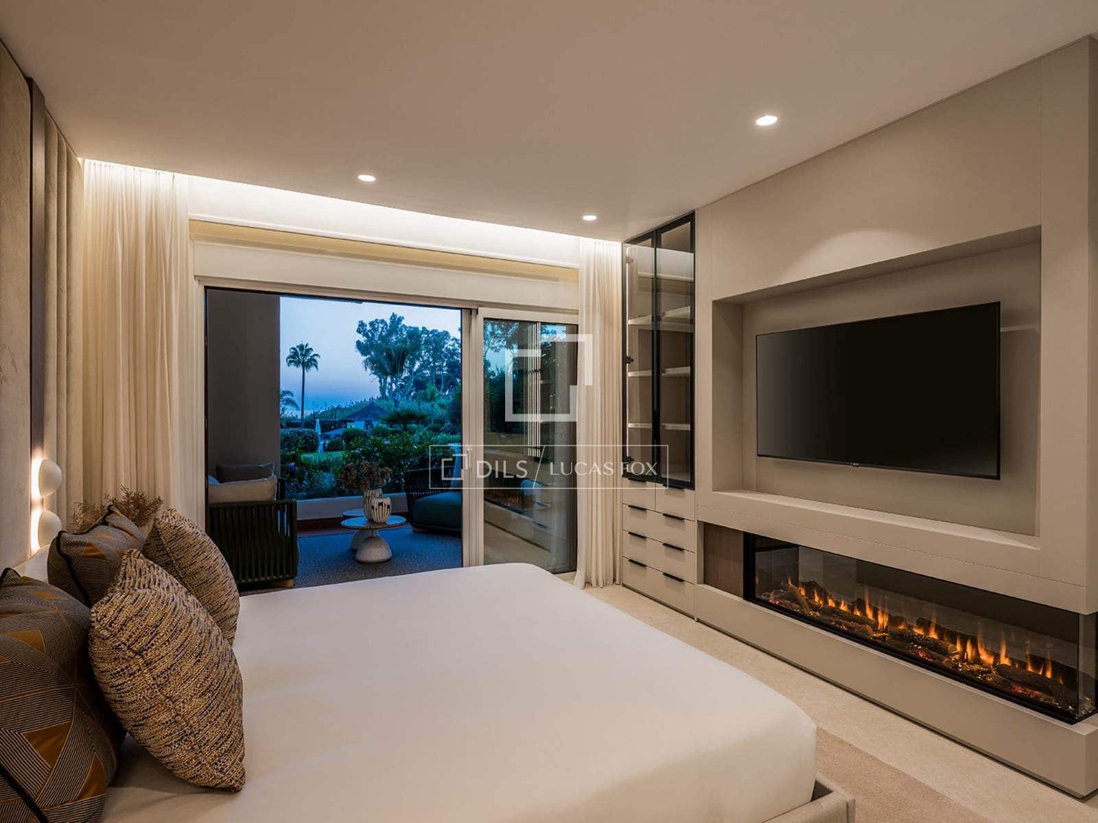 3 chambre Appartement à vendre à Estepona avec piscine garage - 1 995 000 € (Ref: 9657880)