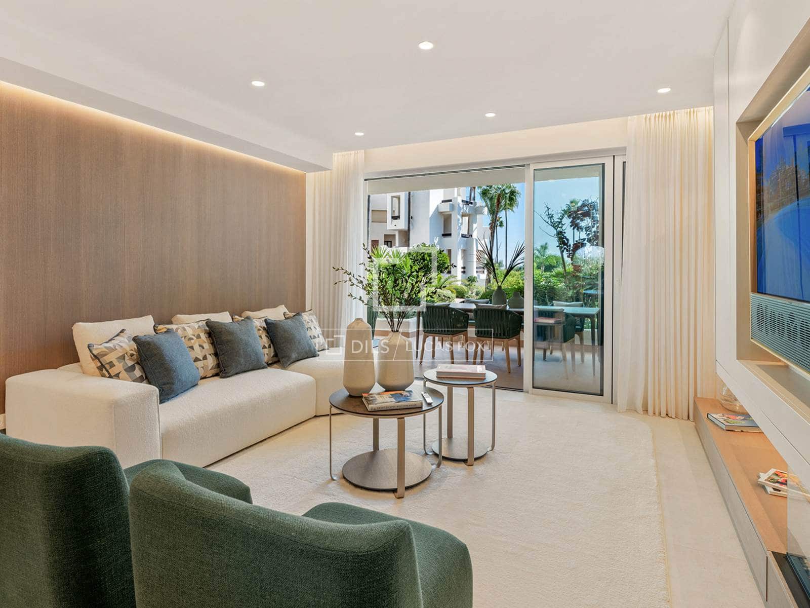 3 chambre Appartement à vendre à Estepona avec piscine garage - 1 995 000 € (Ref: 9657880)