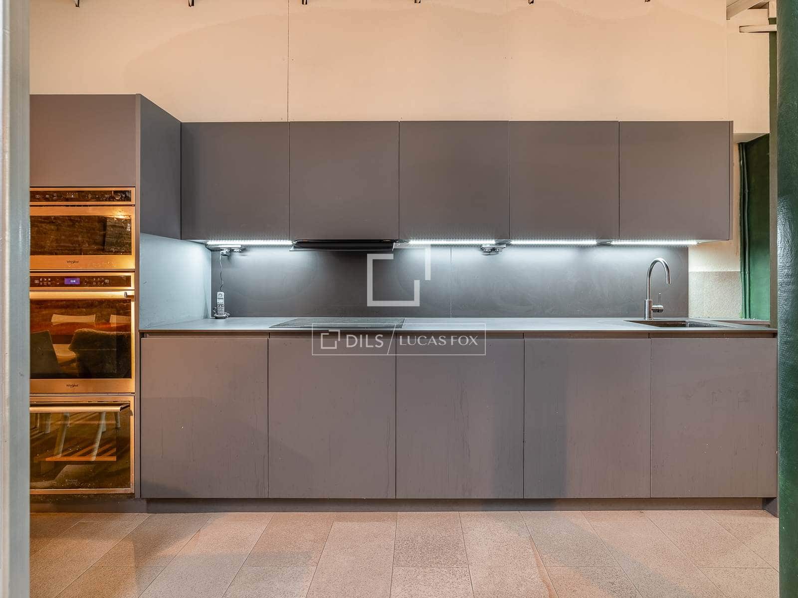 2 bedroom Apartment for sale in Barcelona city - € 1,090,000 (Ref: 9657881)