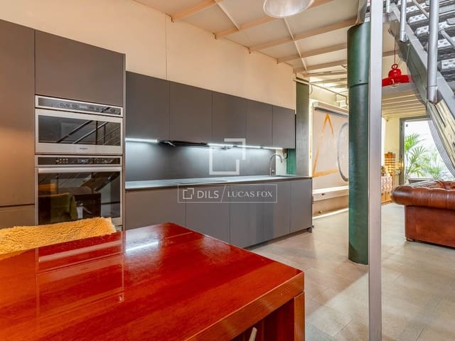 2 slaapkamer Appartement te koop in Barcelona stad - € 1.200.000 (Ref: 9657881)