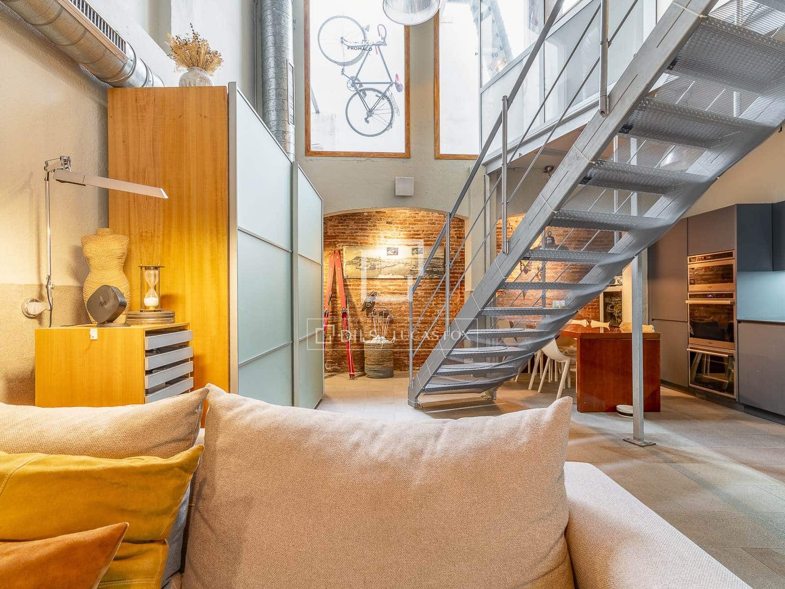 2 bedroom Apartment for sale in Barcelona city - € 1,090,000 (Ref: 9657881)