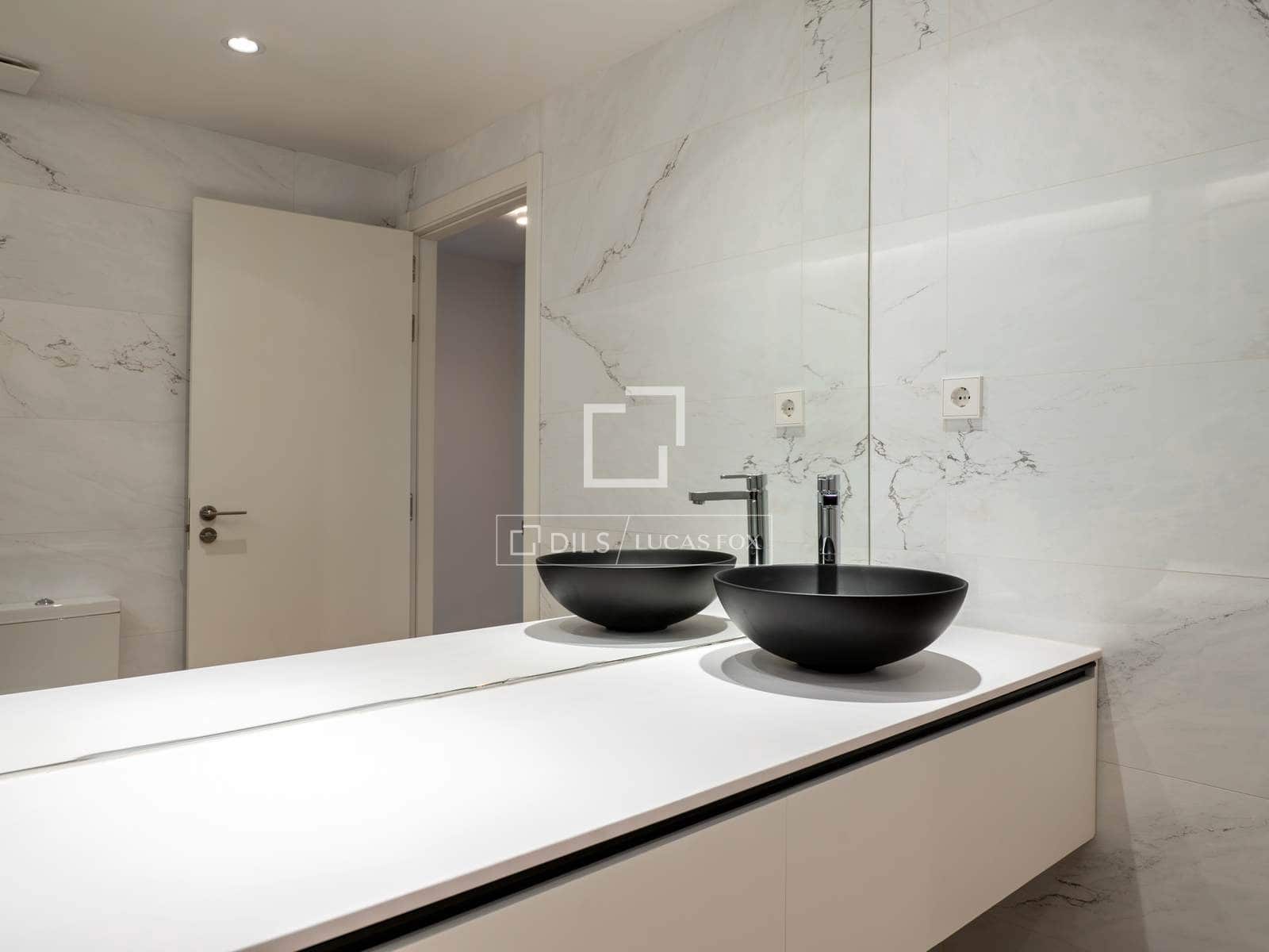 3 sovrum Takvåning till salu i Madrid stad med pool garage - 1 890 000 € (Ref: 9657882)