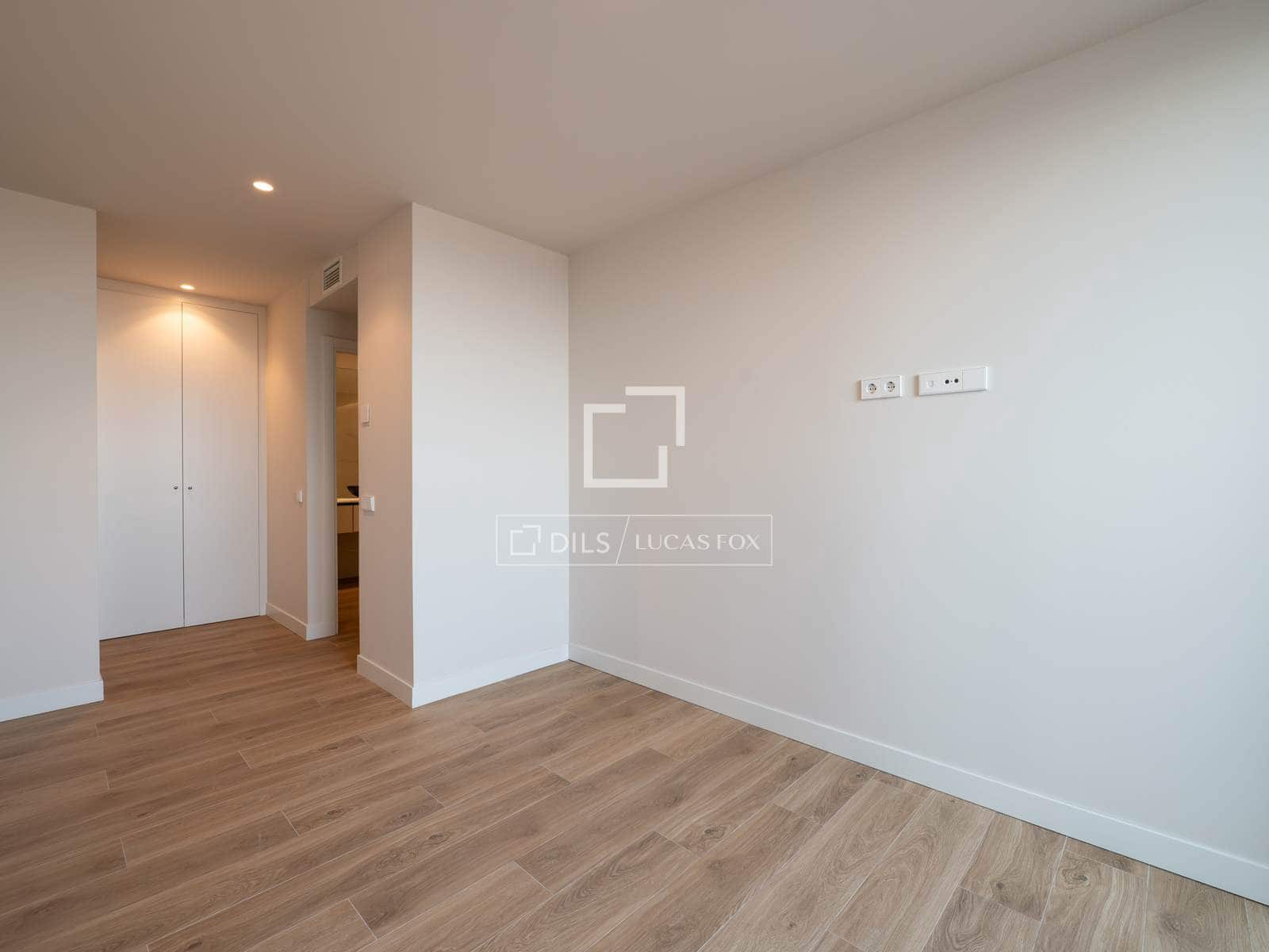 3 sovrum Takvåning till salu i Madrid stad med pool garage - 1 890 000 € (Ref: 9657882)