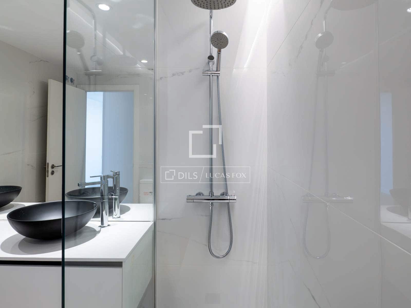 3 sovrum Takvåning till salu i Madrid stad med pool garage - 1 890 000 € (Ref: 9657882)