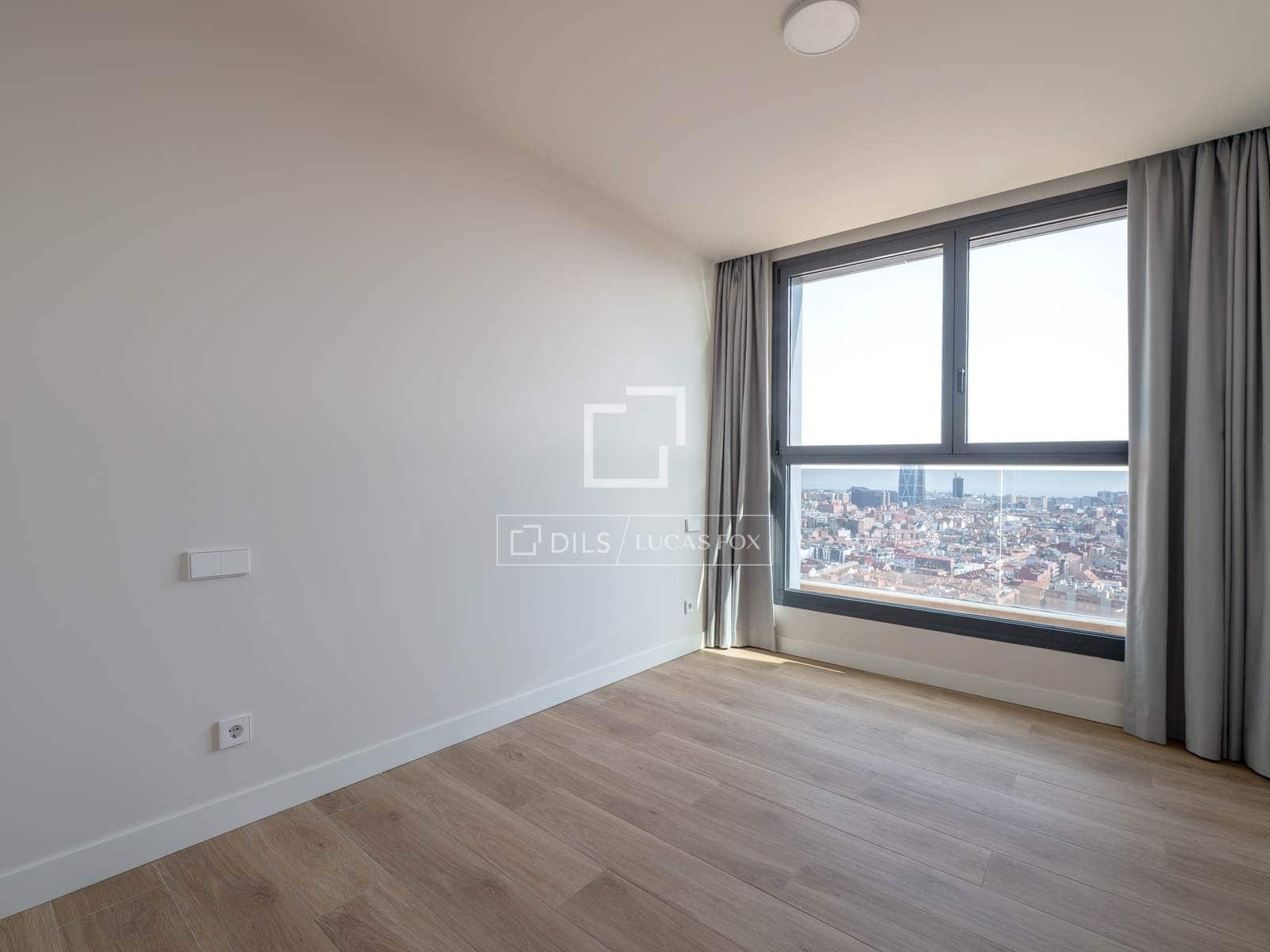 3 sovrum Takvåning till salu i Madrid stad med pool garage - 1 890 000 € (Ref: 9657882)