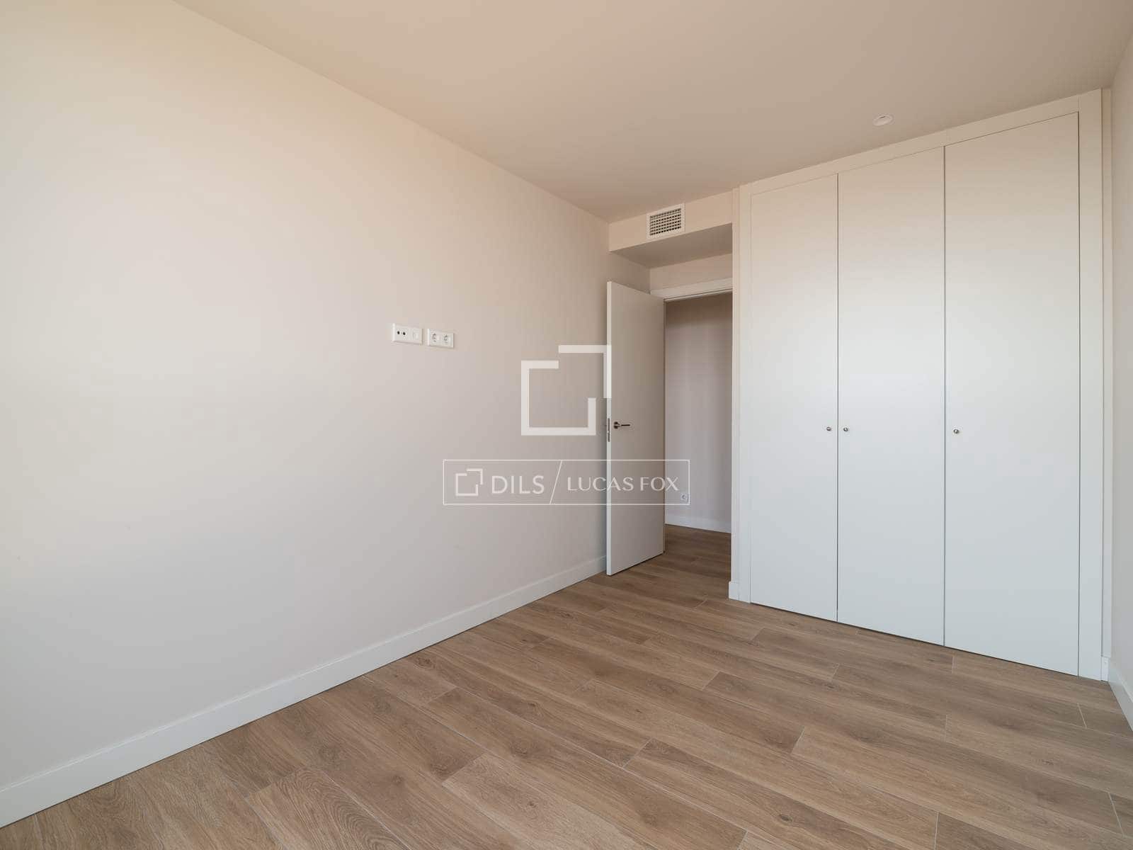 3 sovrum Takvåning till salu i Madrid stad med pool garage - 1 890 000 € (Ref: 9657882)