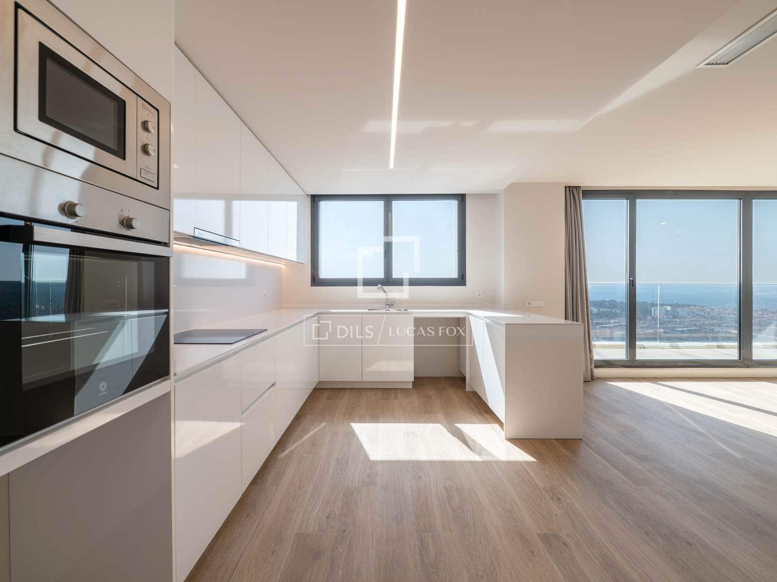 3 sovrum Takvåning till salu i Madrid stad med pool garage - 1 890 000 € (Ref: 9657882)