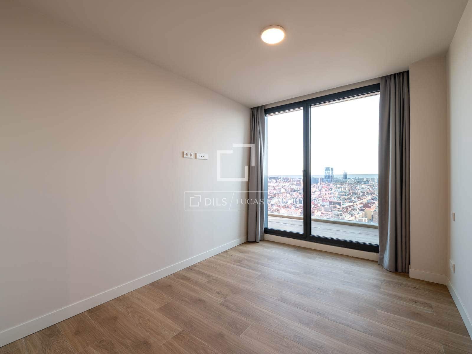 3 sovrum Takvåning till salu i Madrid stad med pool garage - 1 890 000 € (Ref: 9657882)