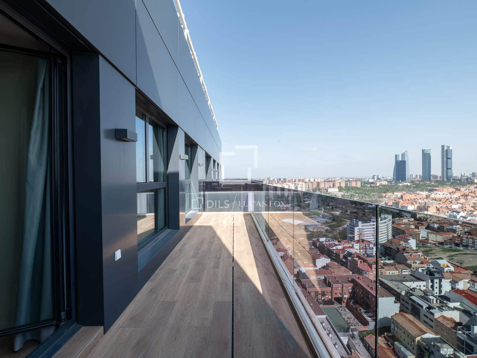 3 sovrum Takvåning till salu i Madrid stad med pool garage - 1 890 000 € (Ref: 9657882)