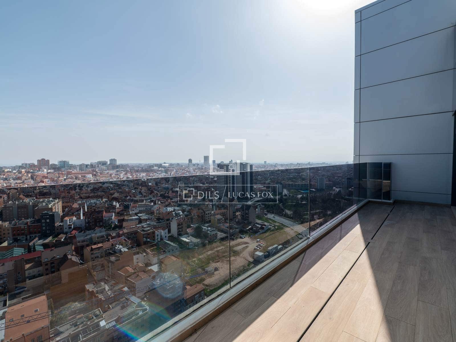 3 sovrum Takvåning till salu i Madrid stad med pool garage - 1 890 000 € (Ref: 9657882)
