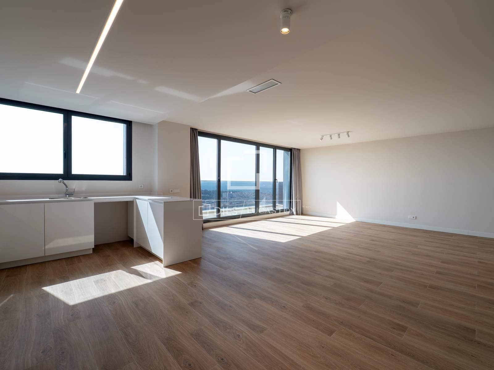 3 sovrum Takvåning till salu i Madrid stad med pool garage - 1 890 000 € (Ref: 9657882)