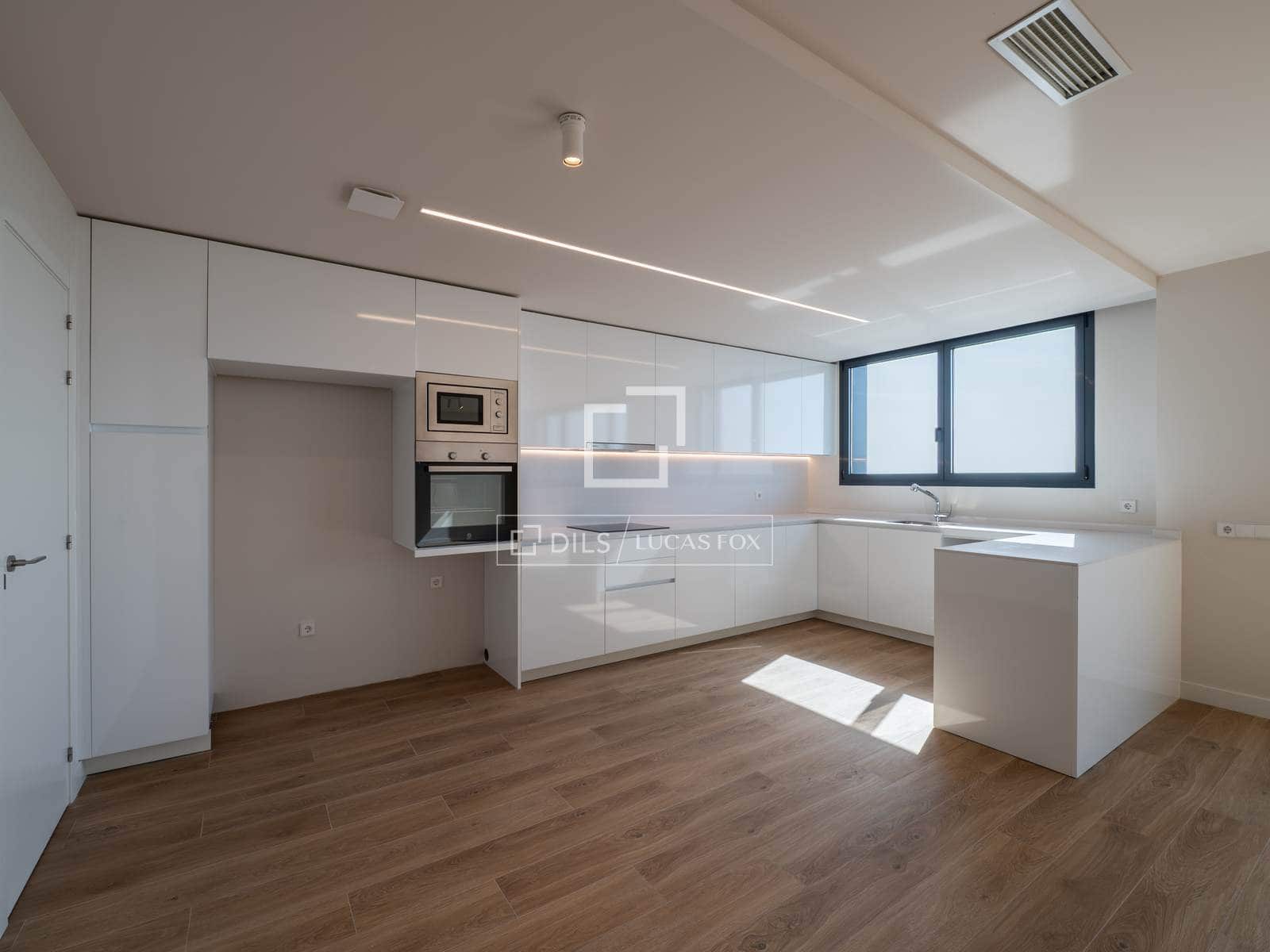 3 sovrum Takvåning till salu i Madrid stad med pool garage - 1 890 000 € (Ref: 9657882)