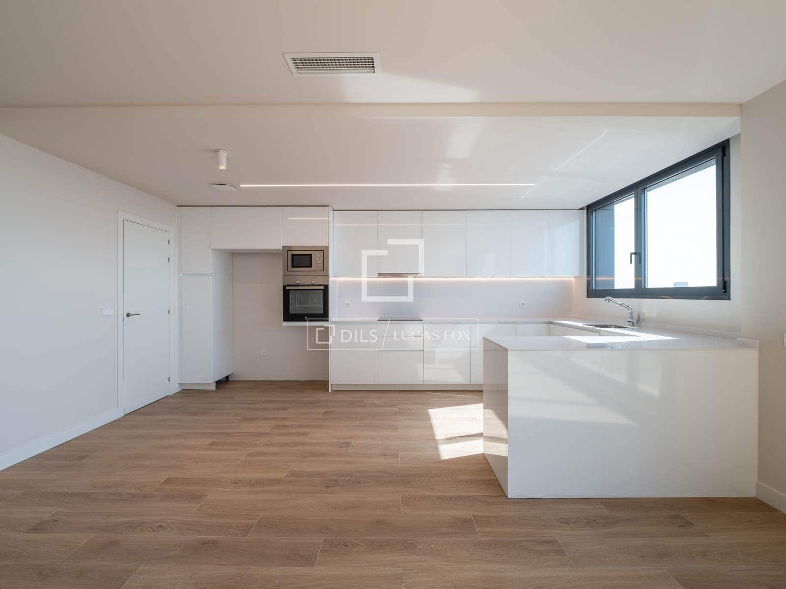 3 sovrum Takvåning till salu i Madrid stad med pool garage - 1 890 000 € (Ref: 9657882)