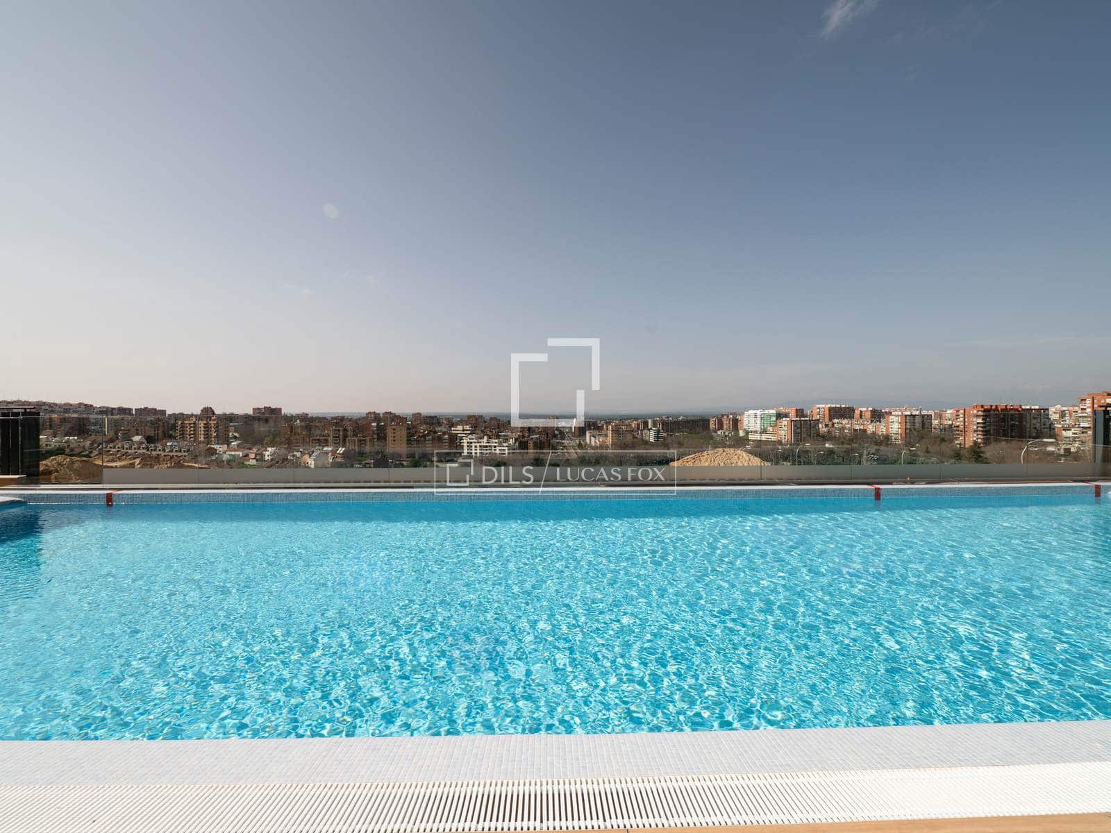 3 sovrum Takvåning till salu i Madrid stad med pool garage - 1 890 000 € (Ref: 9657882)