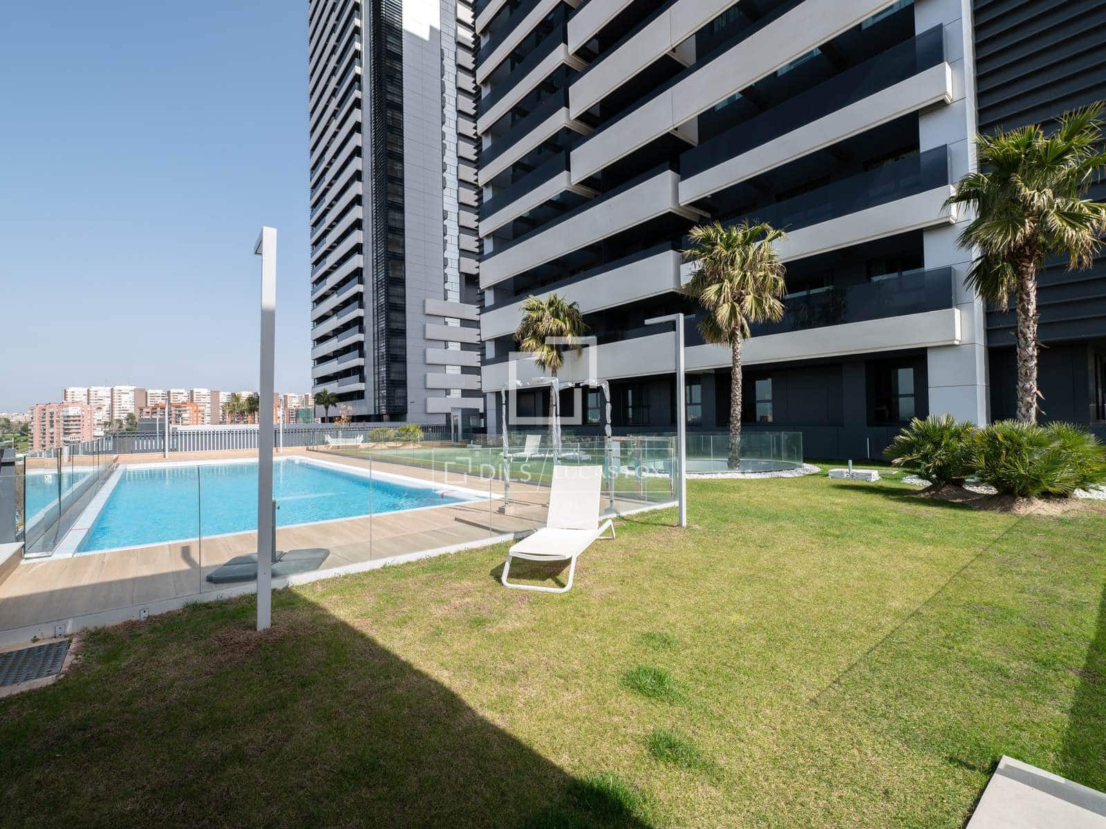3 sovrum Takvåning till salu i Madrid stad med pool garage - 1 890 000 € (Ref: 9657882)