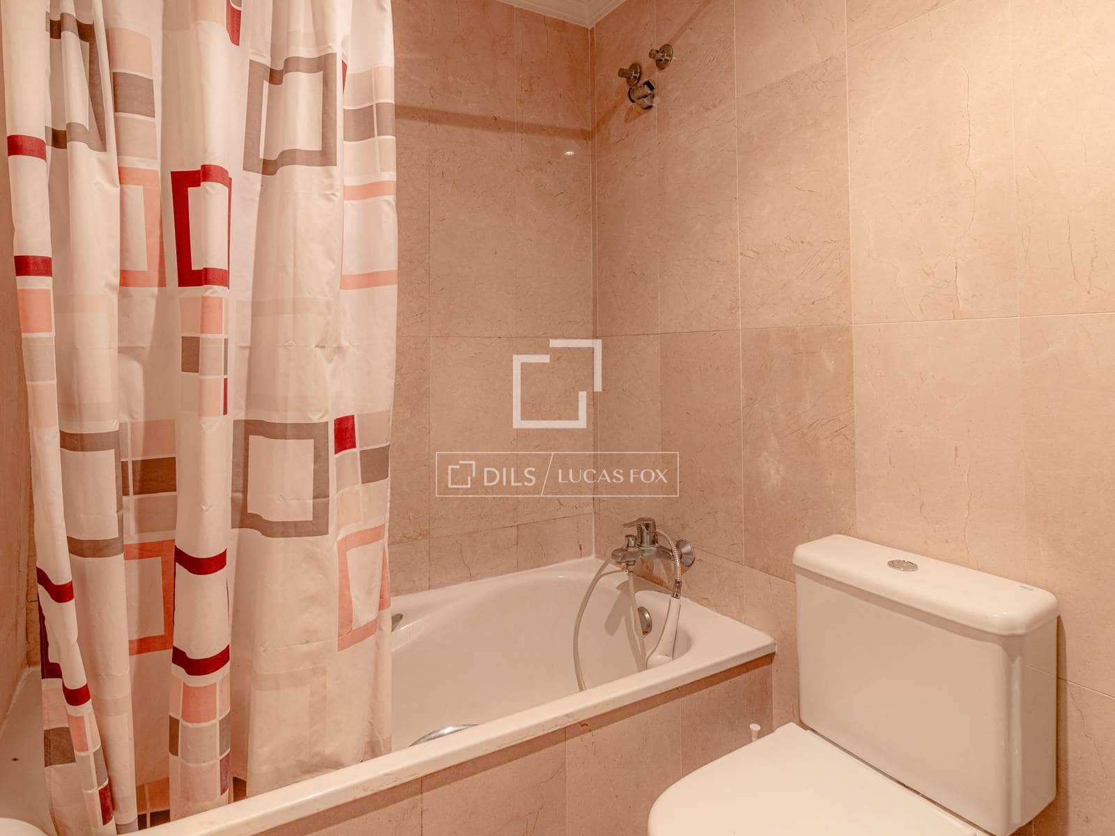 3 makuuhuone Huoneisto myytävänä paikassa Marbella mukana uima-altaan - 450 000 € (Ref: 9658089)