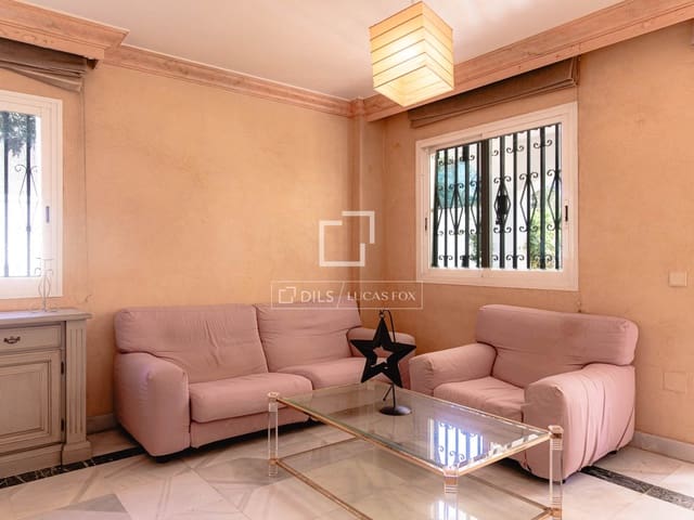 3 makuuhuone Huoneisto myytävänä paikassa Marbella mukana uima-altaan - 450 000 € (Ref: 9658089)